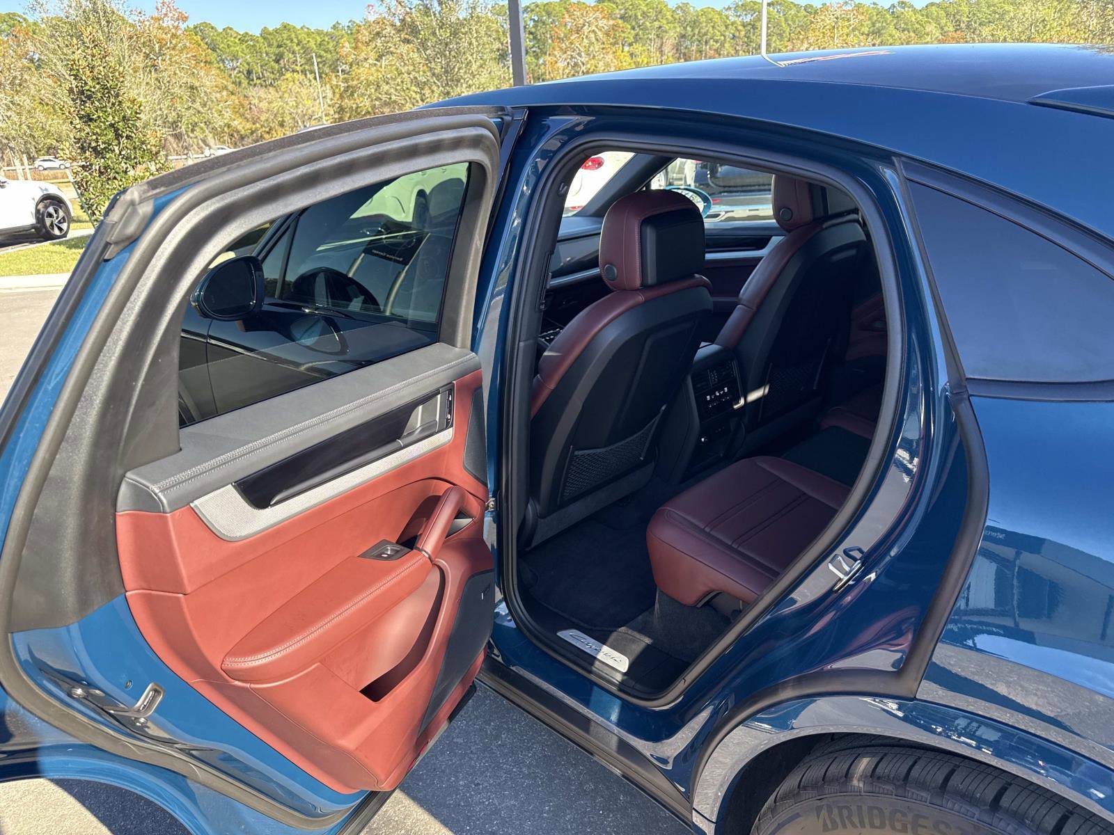 Used 2024 Porsche Cayenne S image 13