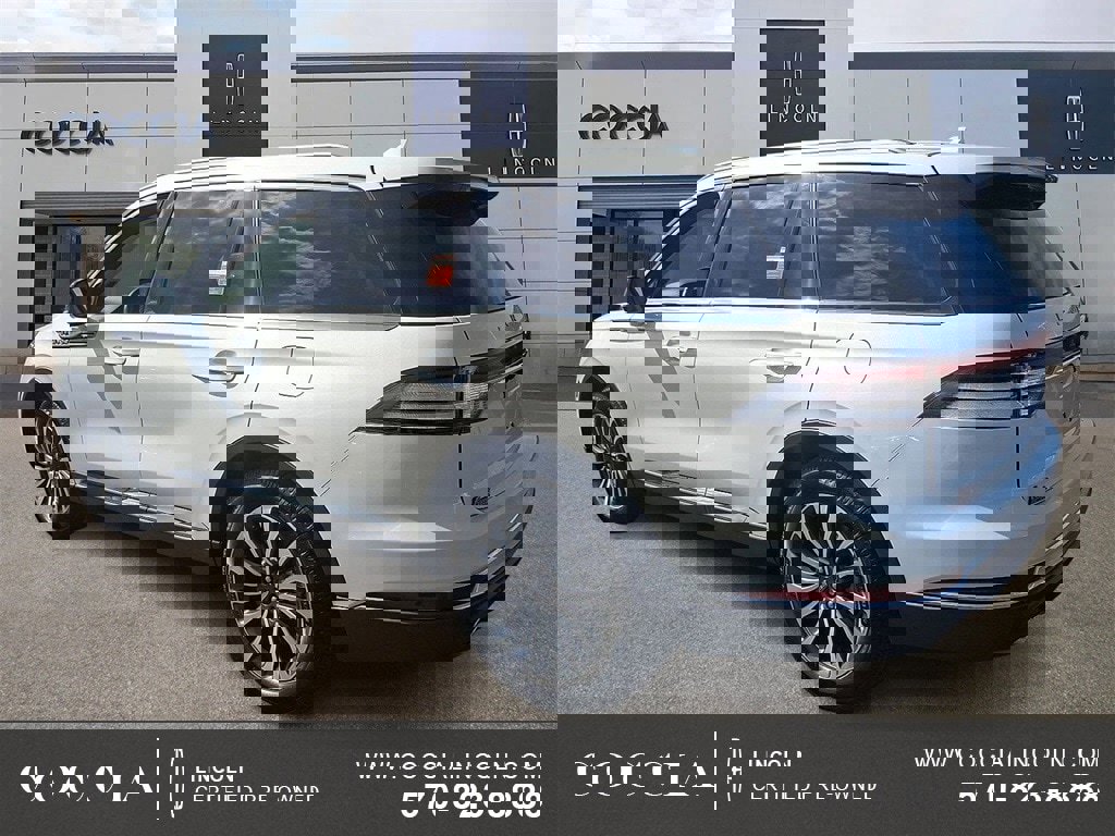 Certified 2024 Lincoln Aviator Reserve w/ Elements Package Plus image 6