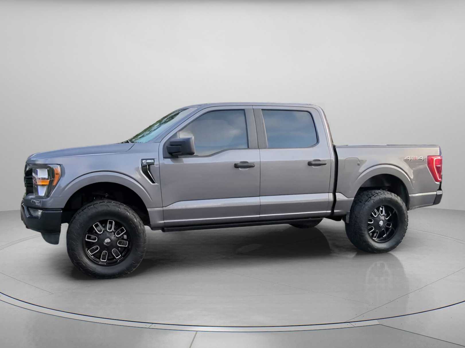 Used 2023 Ford F150 XLT w/ Bed Utility Package AWD/4WD image 15