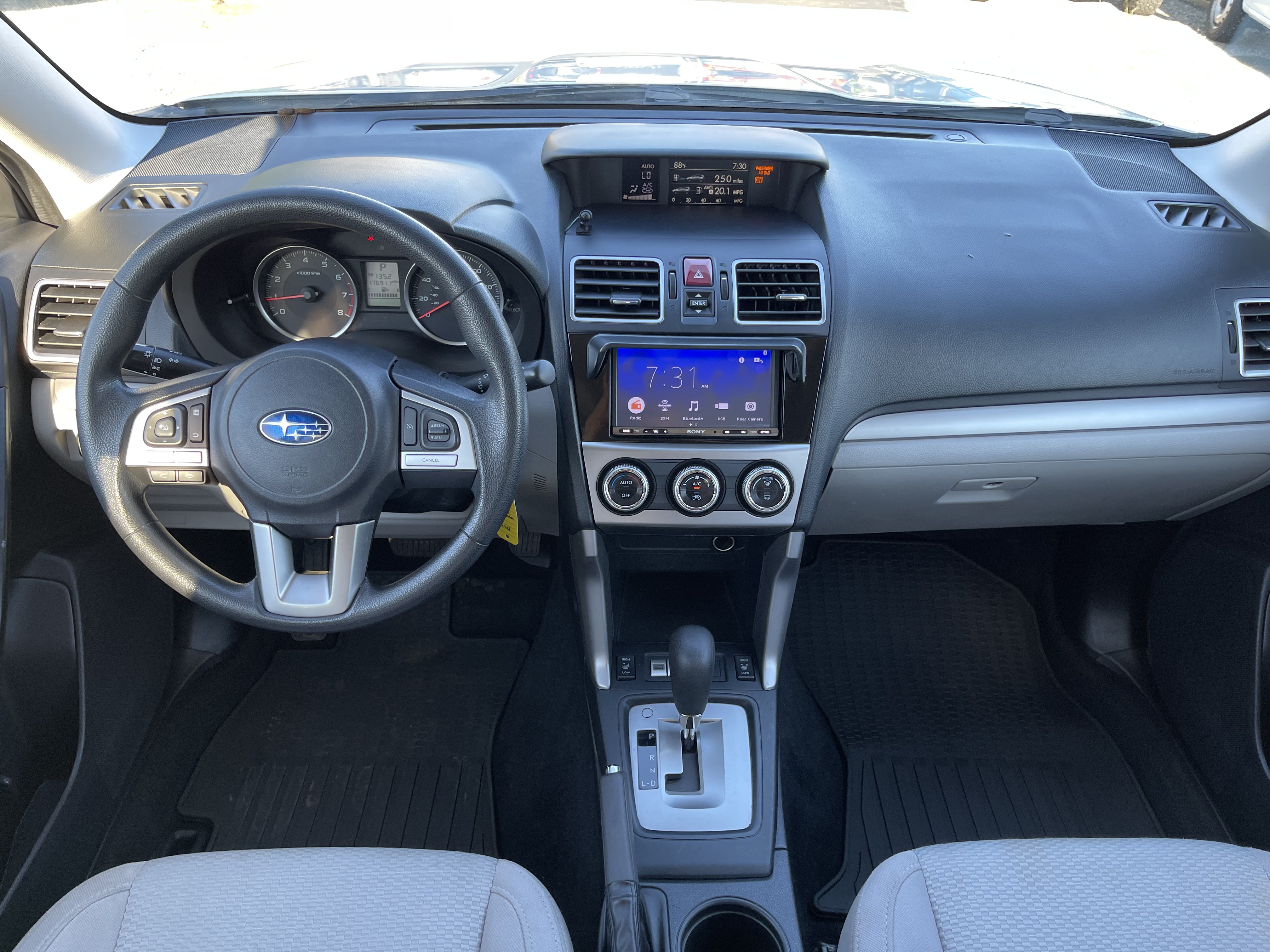 Used 2017 Subaru Forester 2.5i Premium w/ All-Weather Package AWD/4WD image 15