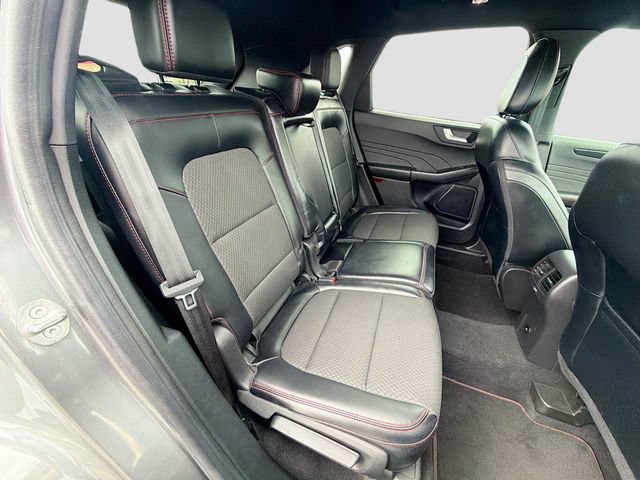 Used 2023 Ford Escape ST-Line w/ Tech Pack #1 FWD image 27