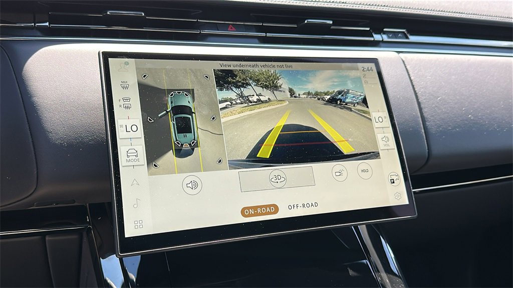 New 2025 Land Rover Range Rover Sport Dynamic SE image 18