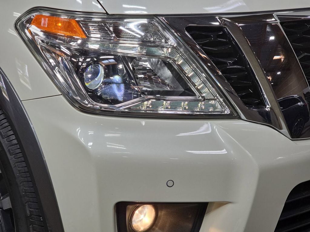 Used 2017 Nissan Armada SL w/ Moonroof Package RWD image 12