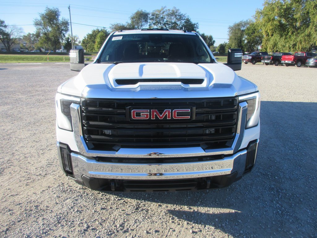 New 2026 GMC Sierra 3500 Pro image 12
