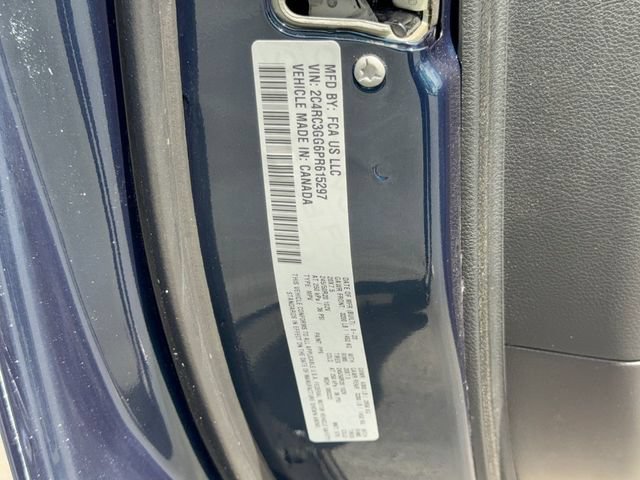 Used 2023 Chrysler Pacifica Limited w/ Uconnect Theater Family Group AWD/4WD image 34