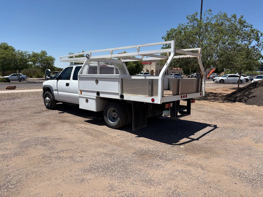 Used 2006 GMC Sierra 3500 W/T RWD image 4