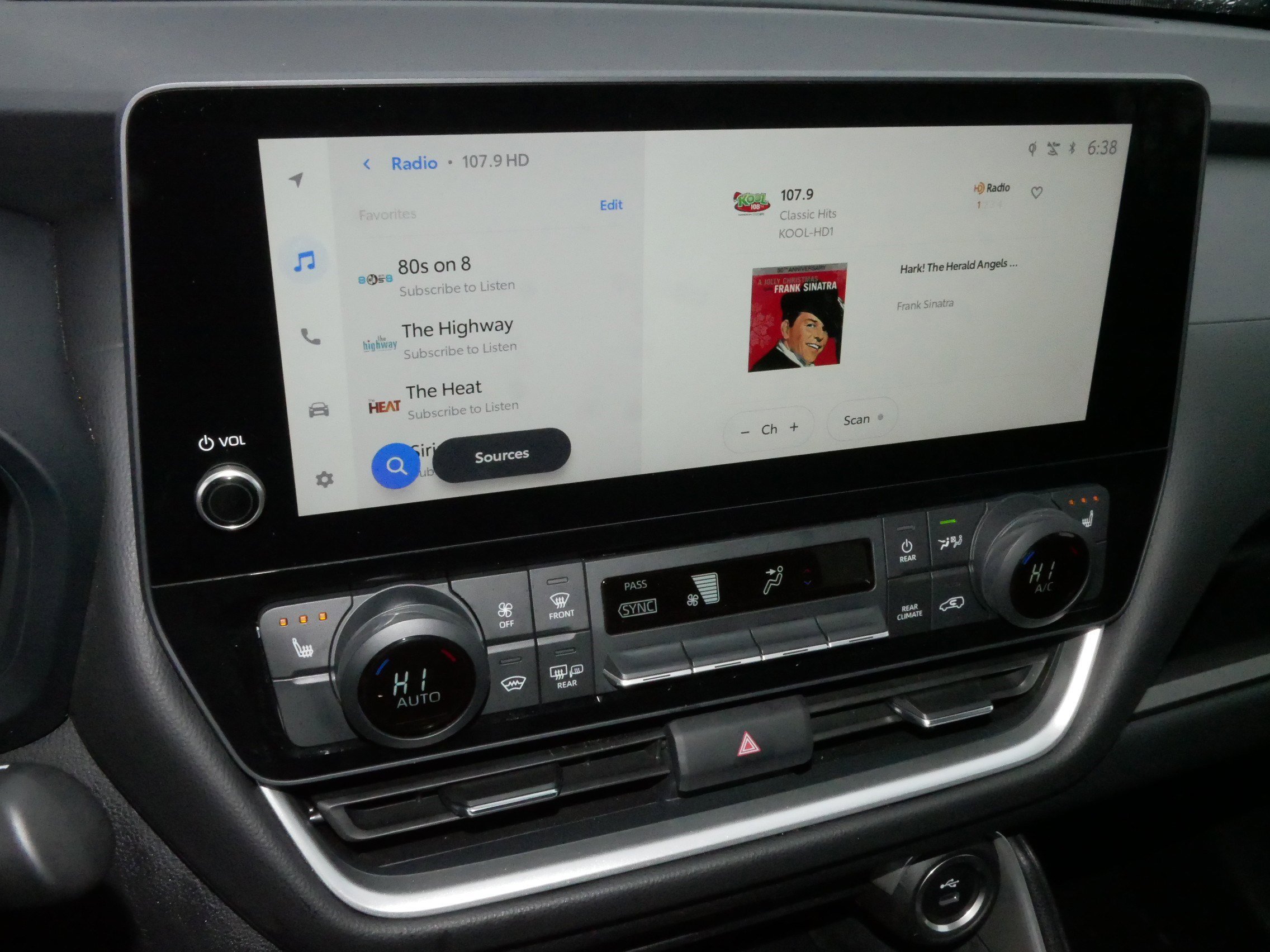 Certified 2024 Toyota Grand Highlander XLE image 22