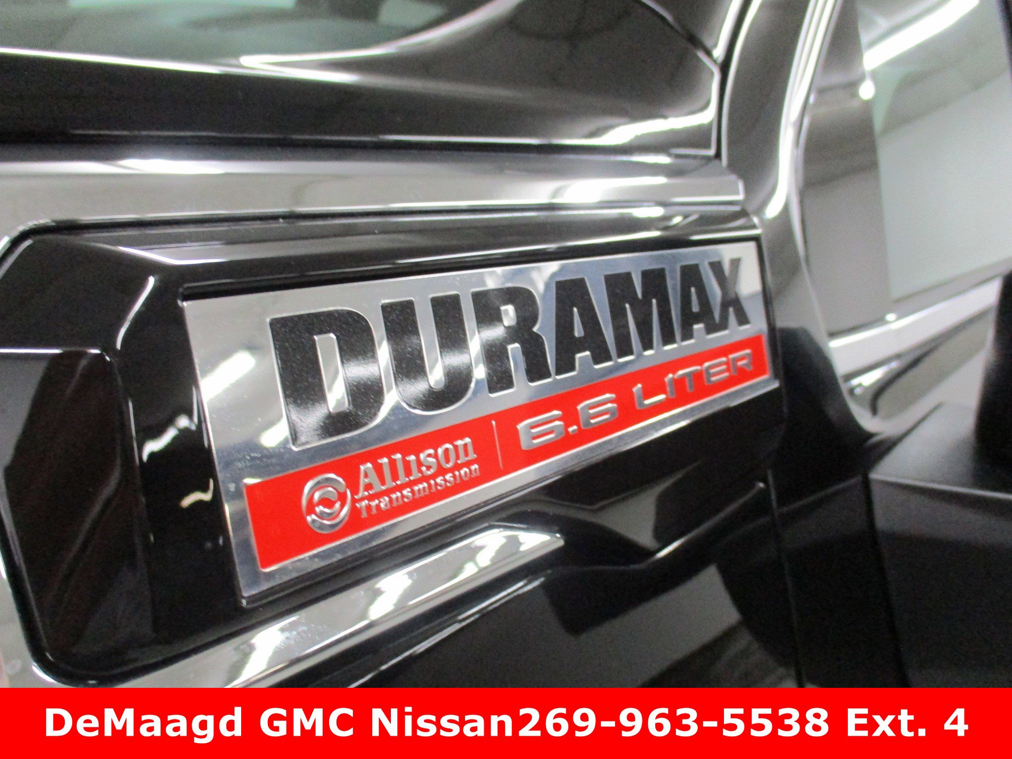 New 2025 GMC Sierra 2500 Denali w/ Technology Package image 12