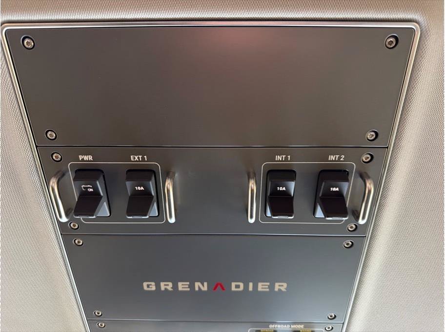 Used 2025 INEOS Grenadier Station Wagon AWD/4WD image 27