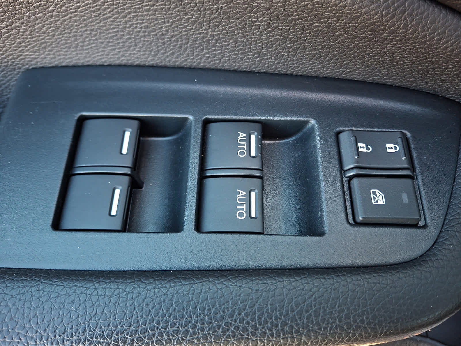 Certified 2023 Honda Passport TrailSport image 25