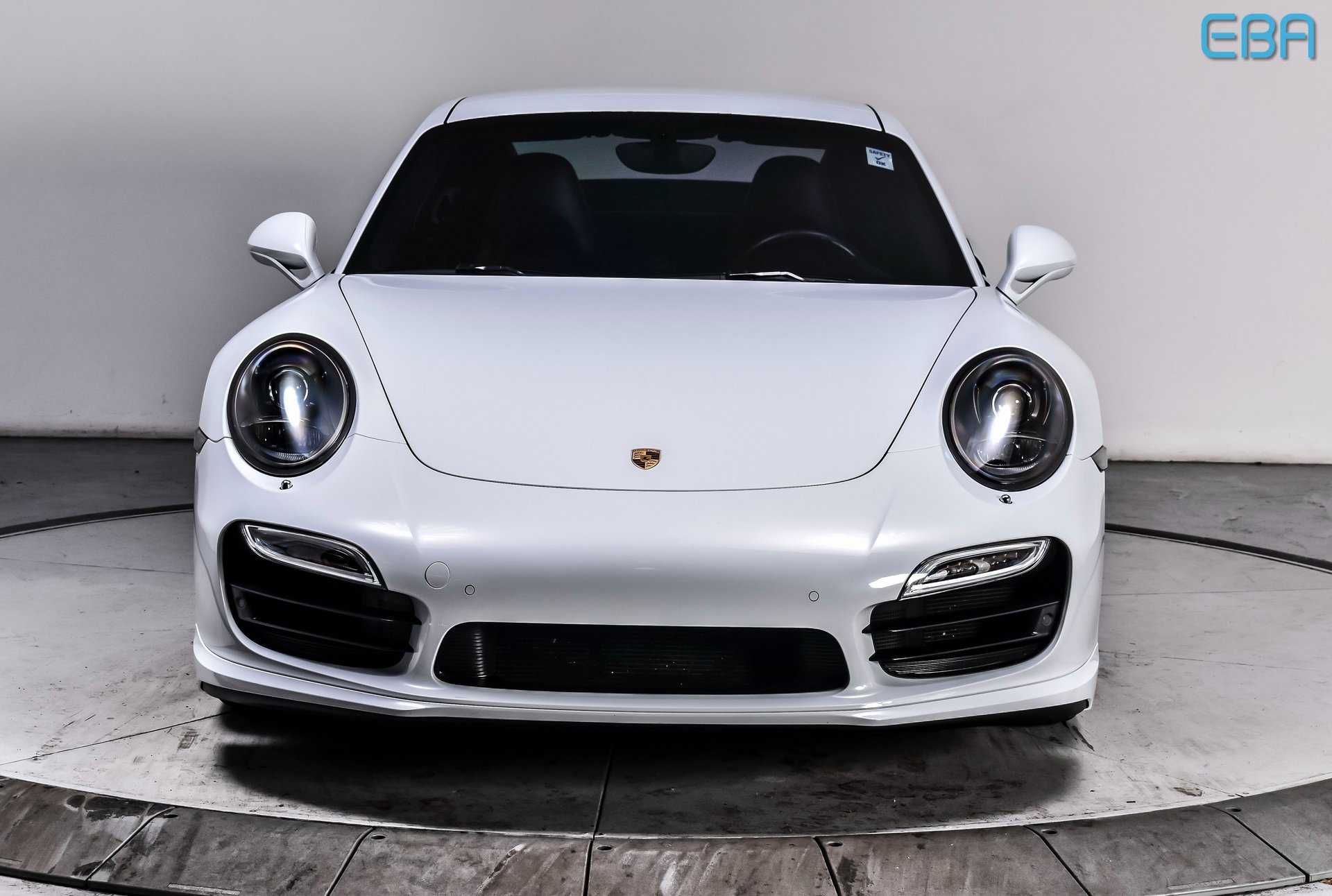 Used 2015 Porsche 911 Turbo image 8