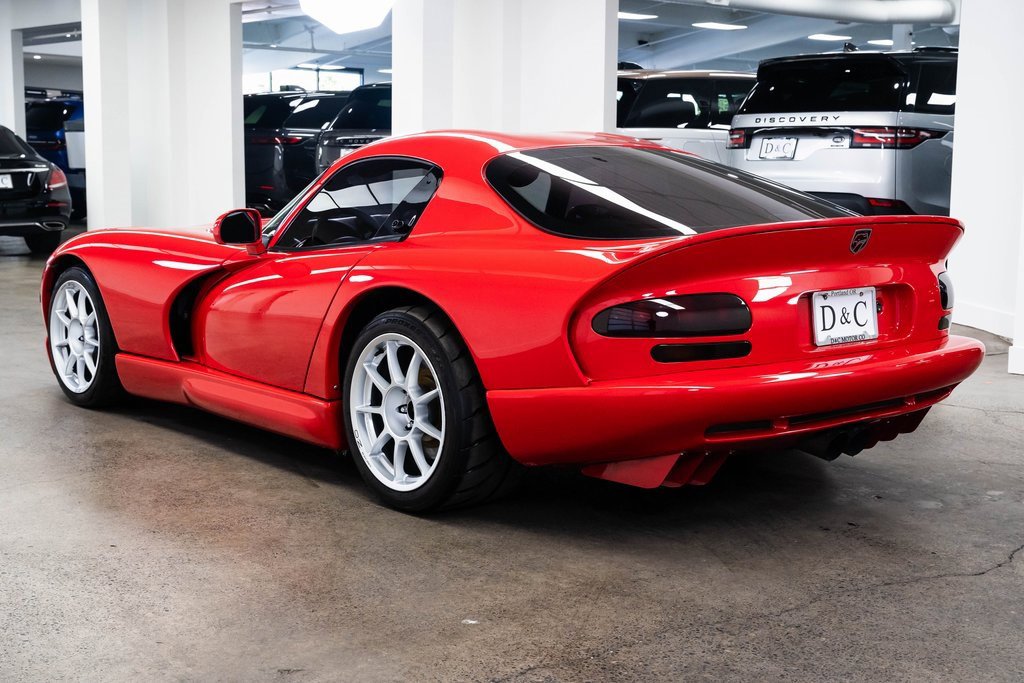Used 1997 Dodge Viper GTS image 4