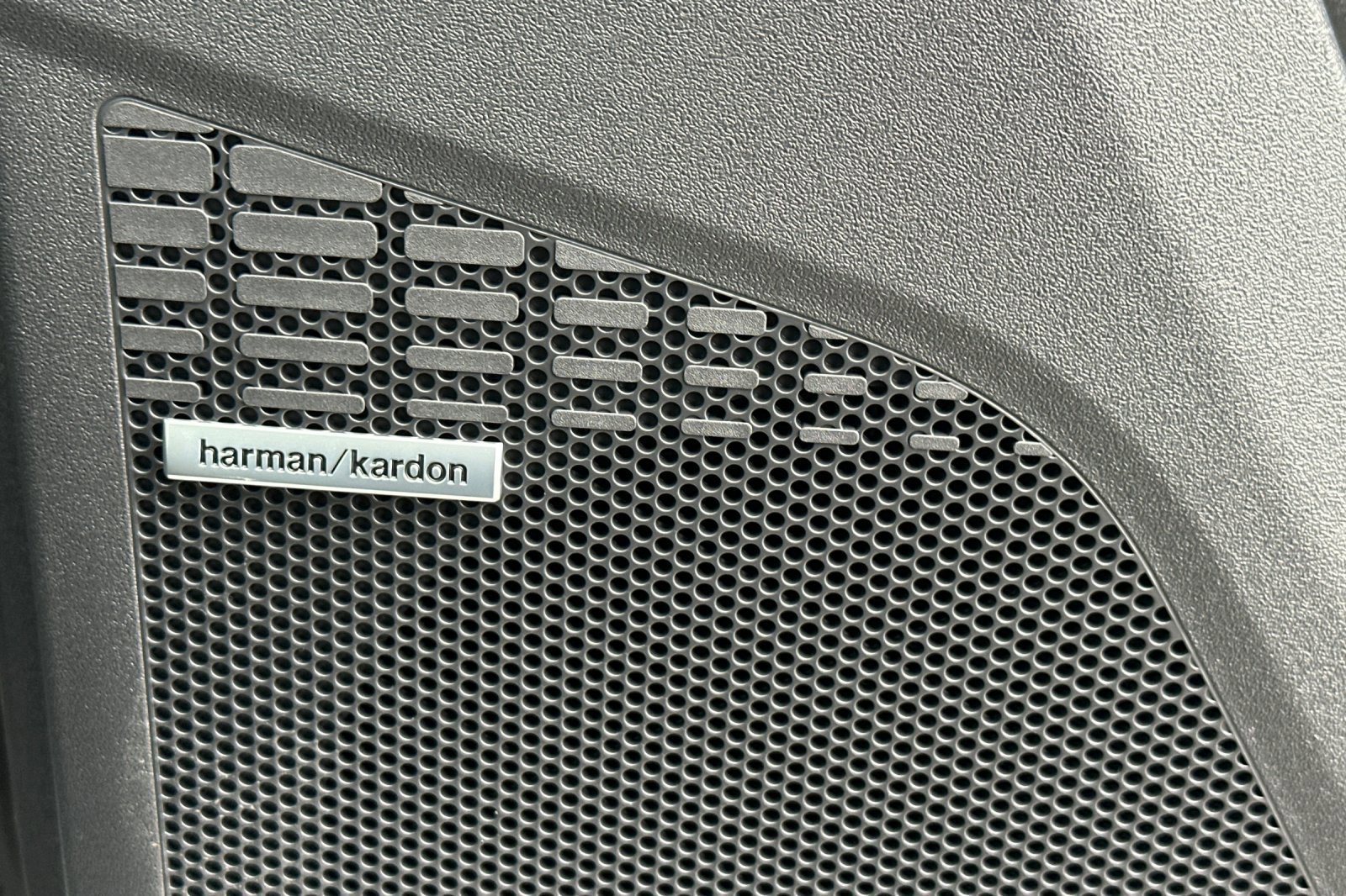 New 2026 Subaru Solterra Touring image 21