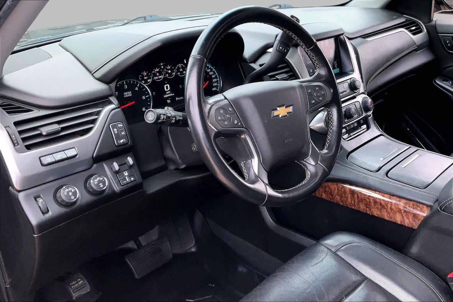 Used 2019 Chevrolet Tahoe Premier AWD/4WD image 15