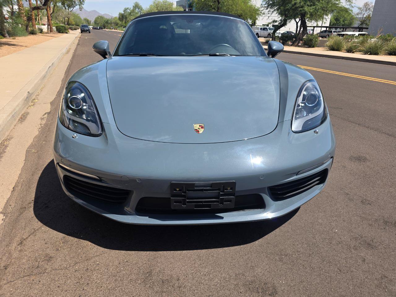 Used 2017 Porsche 718 Boxster RWD image 13