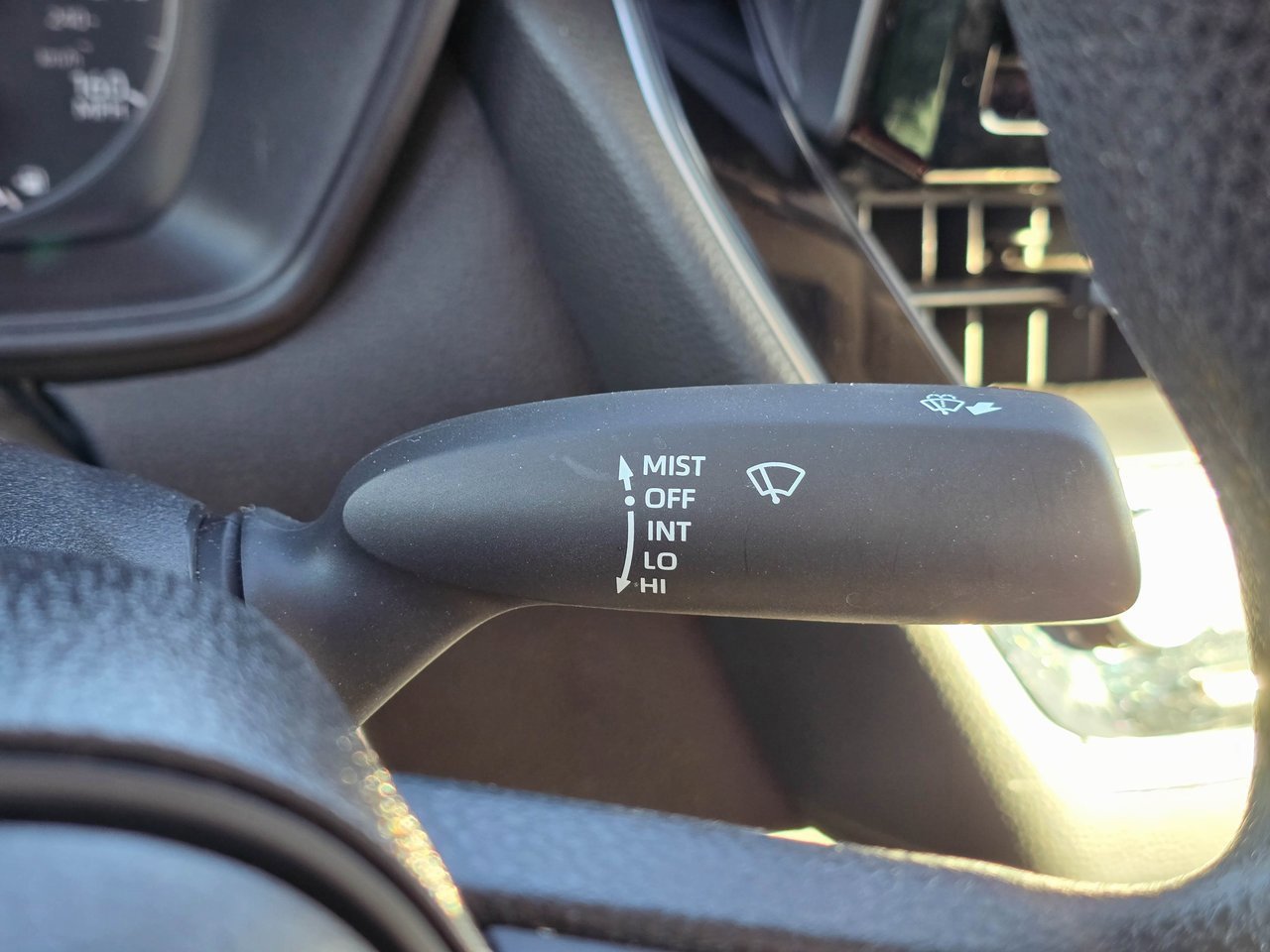 Used 2024 Toyota Corolla LE image 21