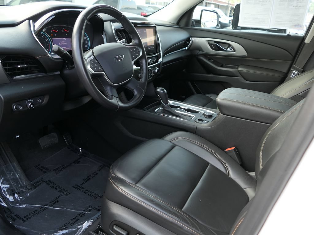 Used 2020 Chevrolet Traverse RS FWD image 13