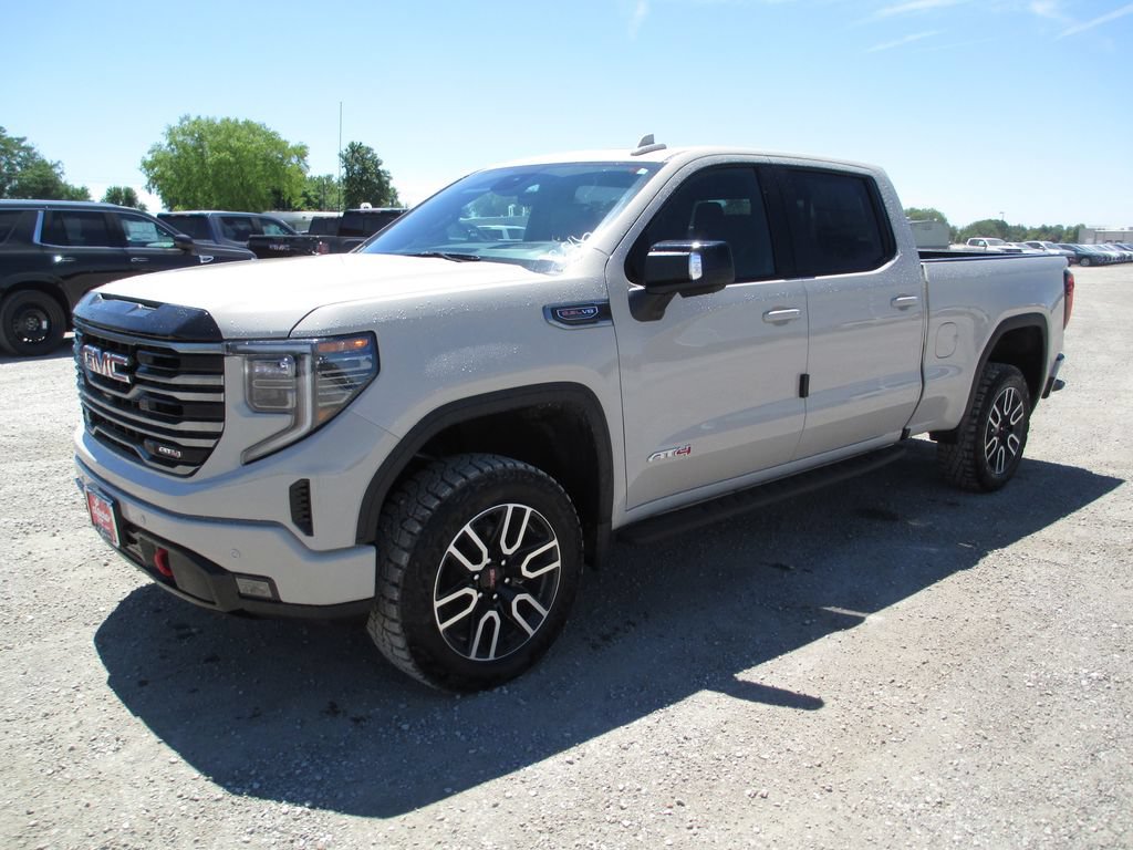 New 2026 GMC Sierra 1500 AT4 w/ AT4 Premium Package AWD/4WD image 12