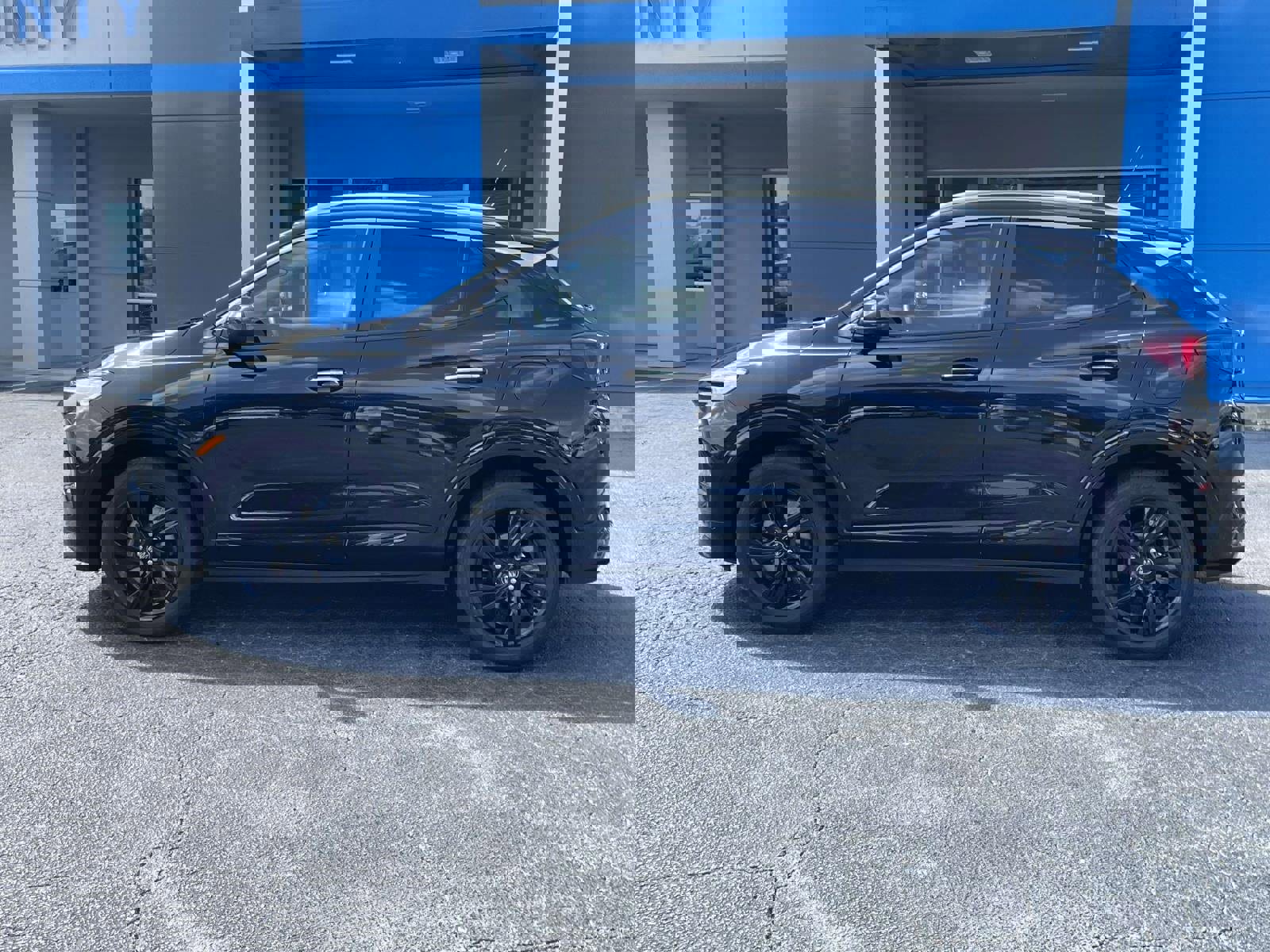 Used 2024 Buick Encore GX Sport Touring image 6