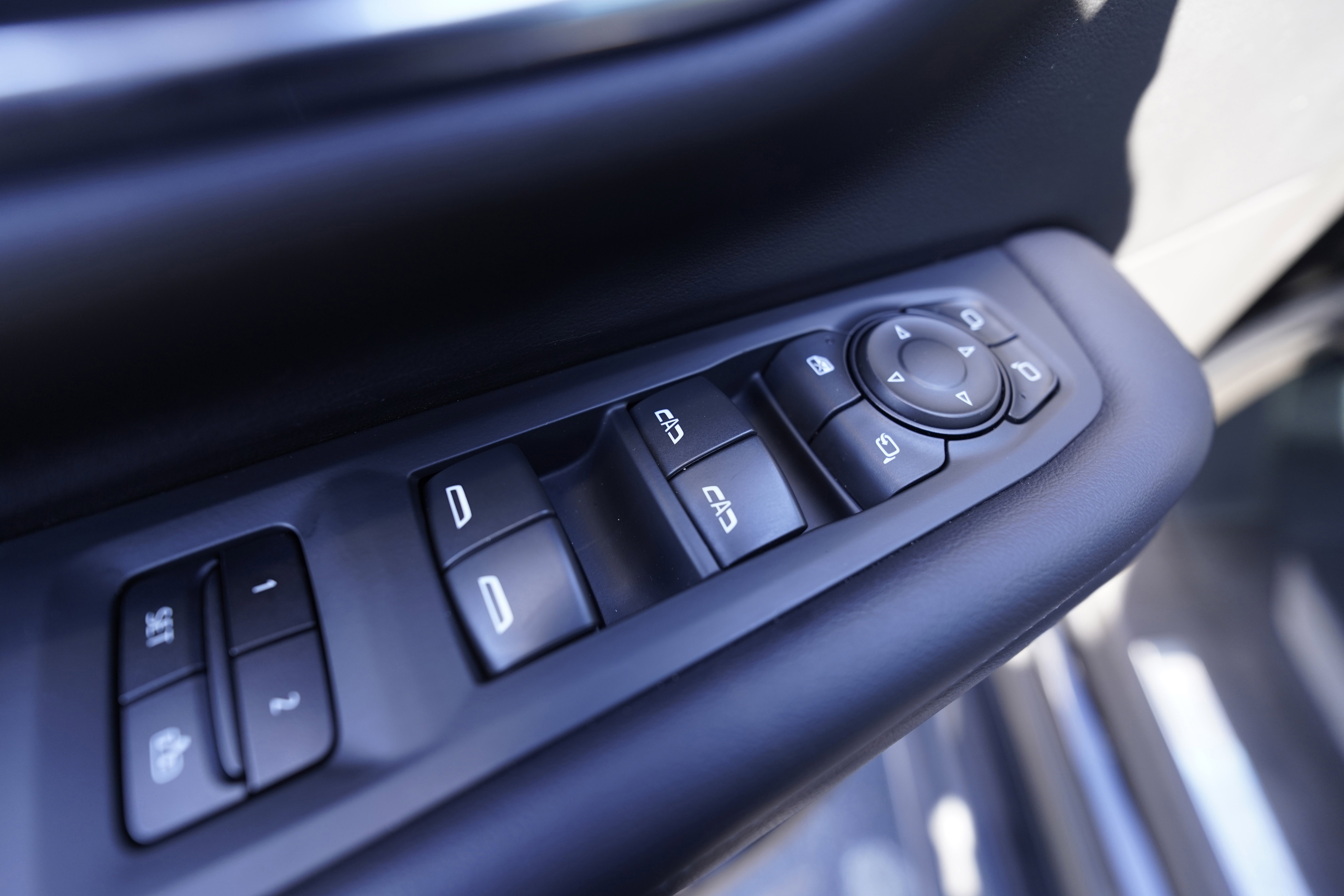 Used 2021 Chevrolet Tahoe LT w/ LT Signature Plus Package RWD image 16