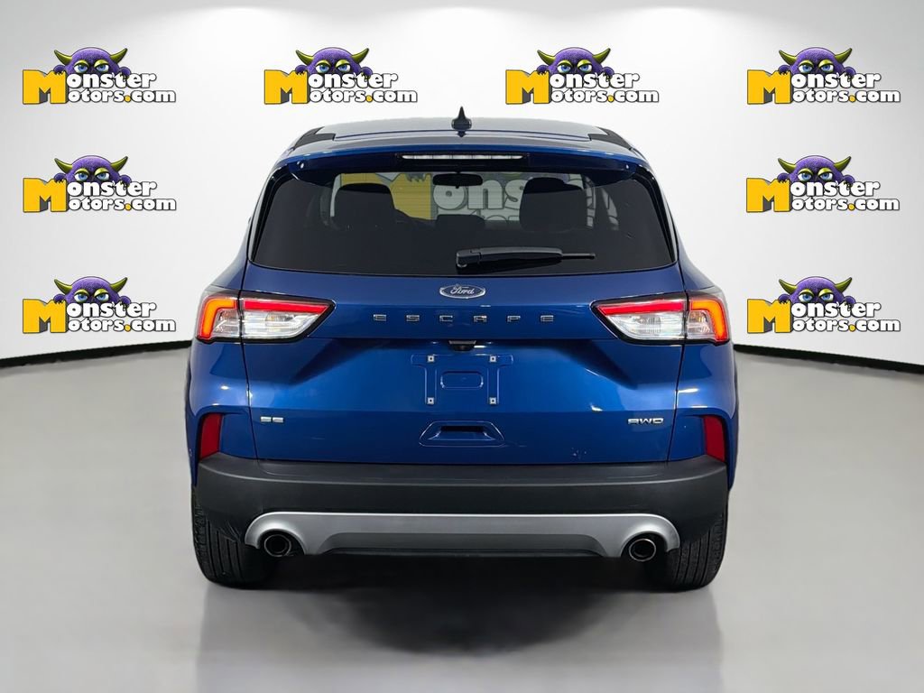 Used 2022 Ford Escape SE w/ Cold Weather Package image 6