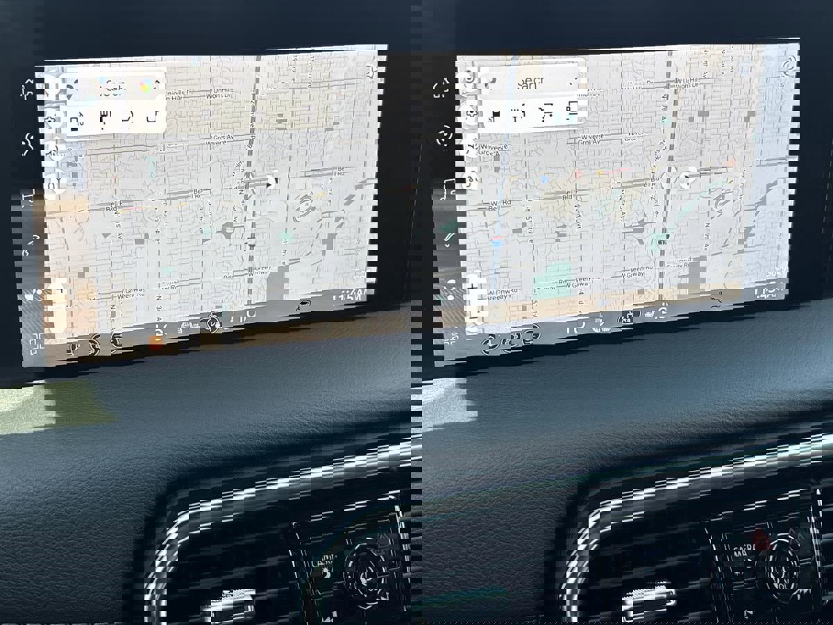 New 2025 Nissan Armada SL w/ Captain's Chari Seat Package image 28