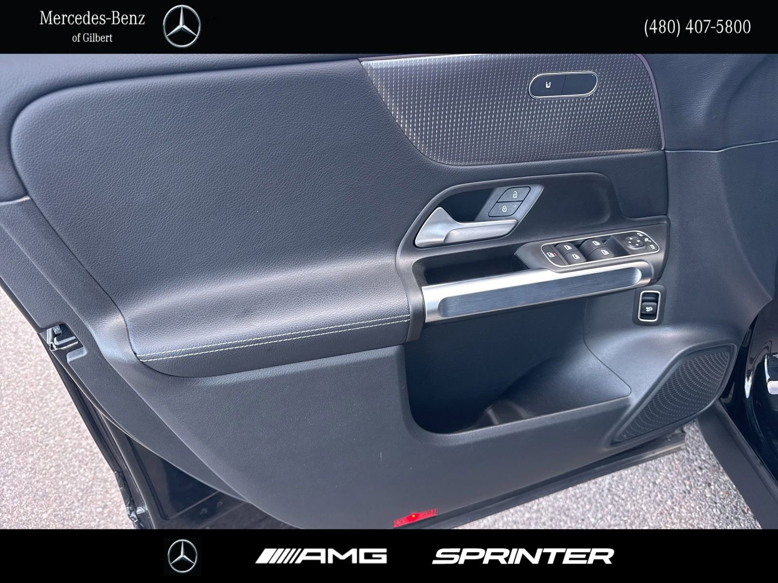 Used 2022 Mercedes-Benz GLB 250 4MATIC image 12