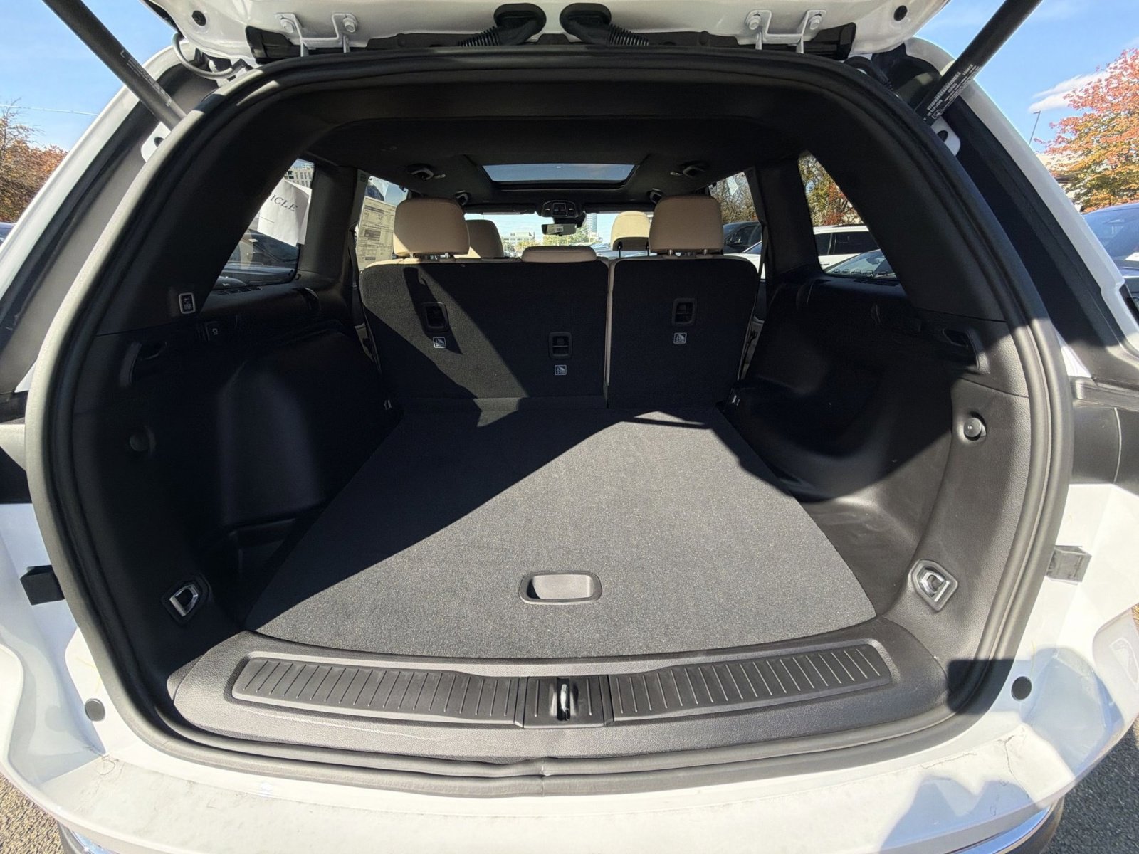 New 2025 Jeep Grand Cherokee Limited w/ Luxury Tech Group II image 26