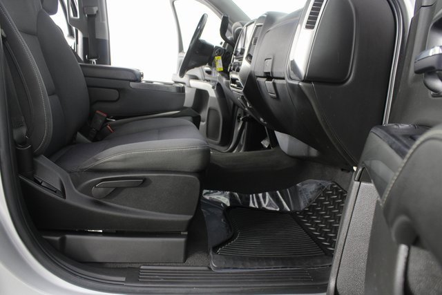 Used 2018 Chevrolet Silverado 1500 LT w/ All Star Edition image 19