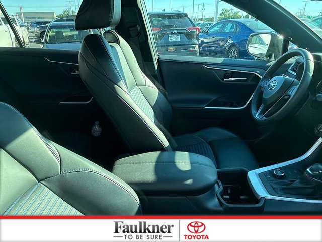 Used 2024 Toyota RAV4 XSE AWD/4WD image 21