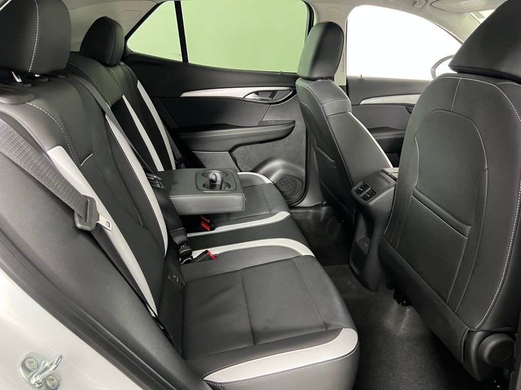 Used 2025 Buick Envision Sport Touring AWD/4WD image 28