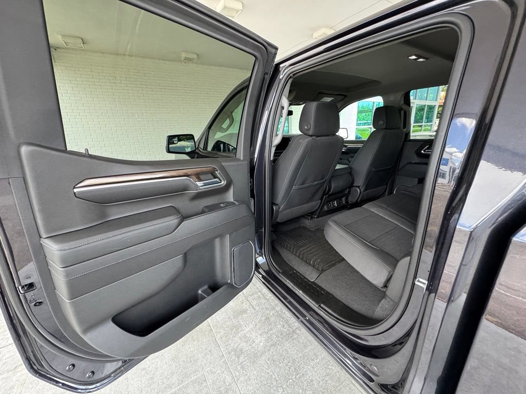 Used 2023 Chevrolet Silverado 1500 LT AWD/4WD image 20