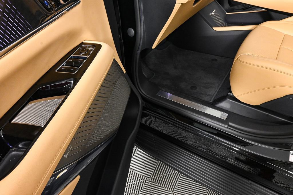 New 2025 Cadillac Escalade IQ Luxury 2 image 8