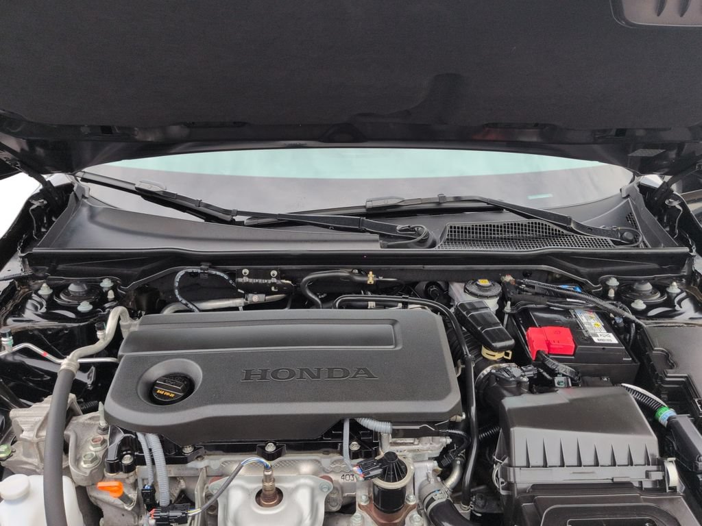 Used 2025 Honda Civic Sport image 28