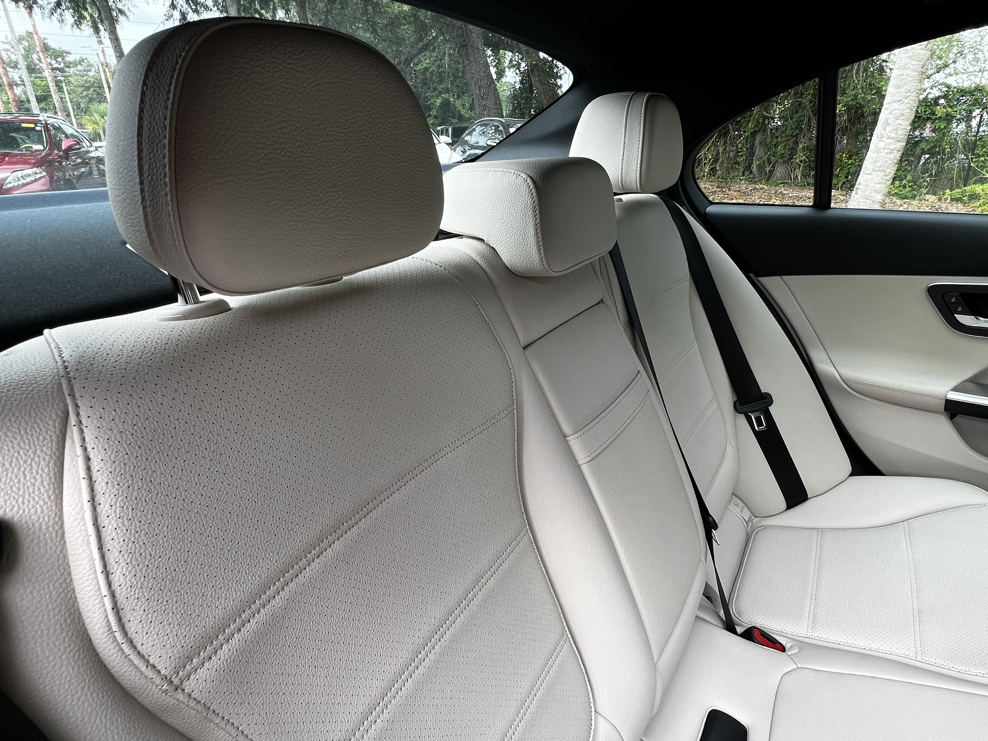 Used 2022 Mercedes-Benz C 300 Sedan image 42