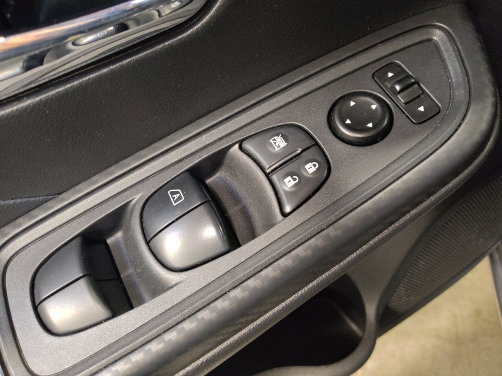 Used 2025 Nissan Versa SV w/ Trunk Package FWD image 27
