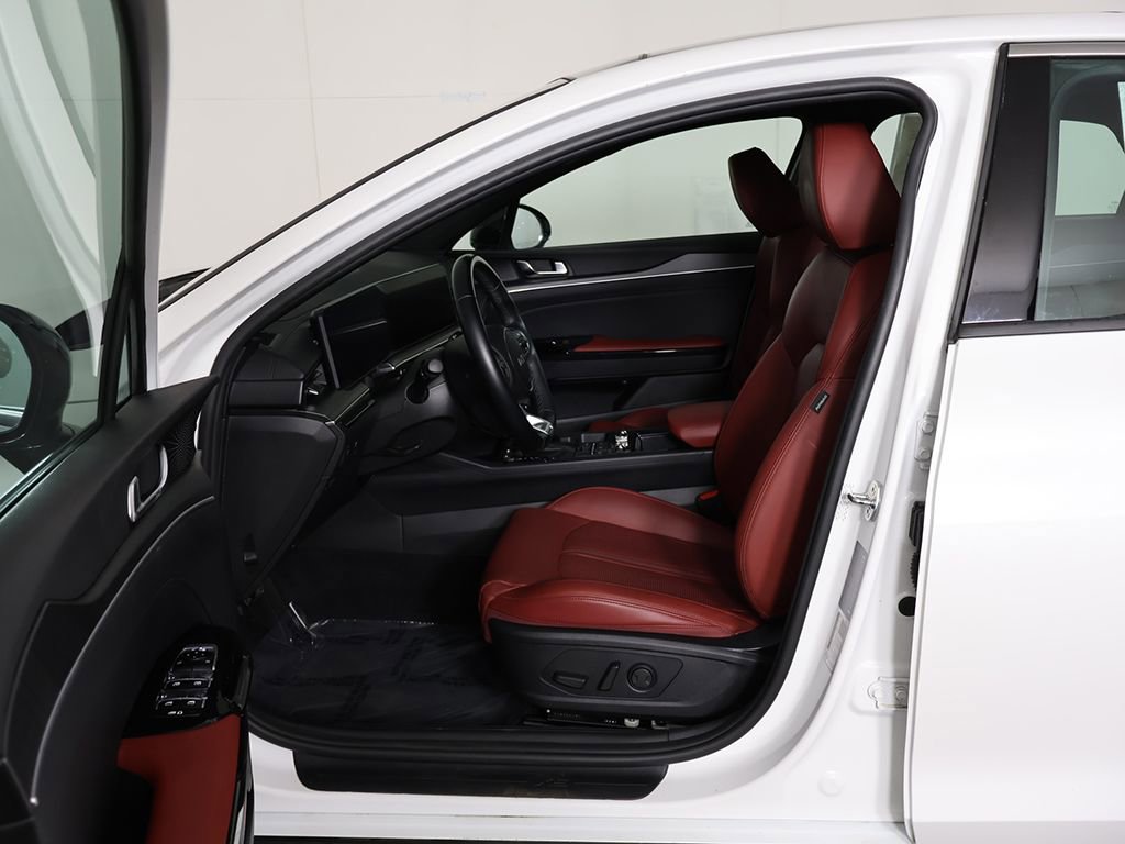 Used 2025 Kia K5 GT-Line w/ GT-Line Premium Package FWD image 29