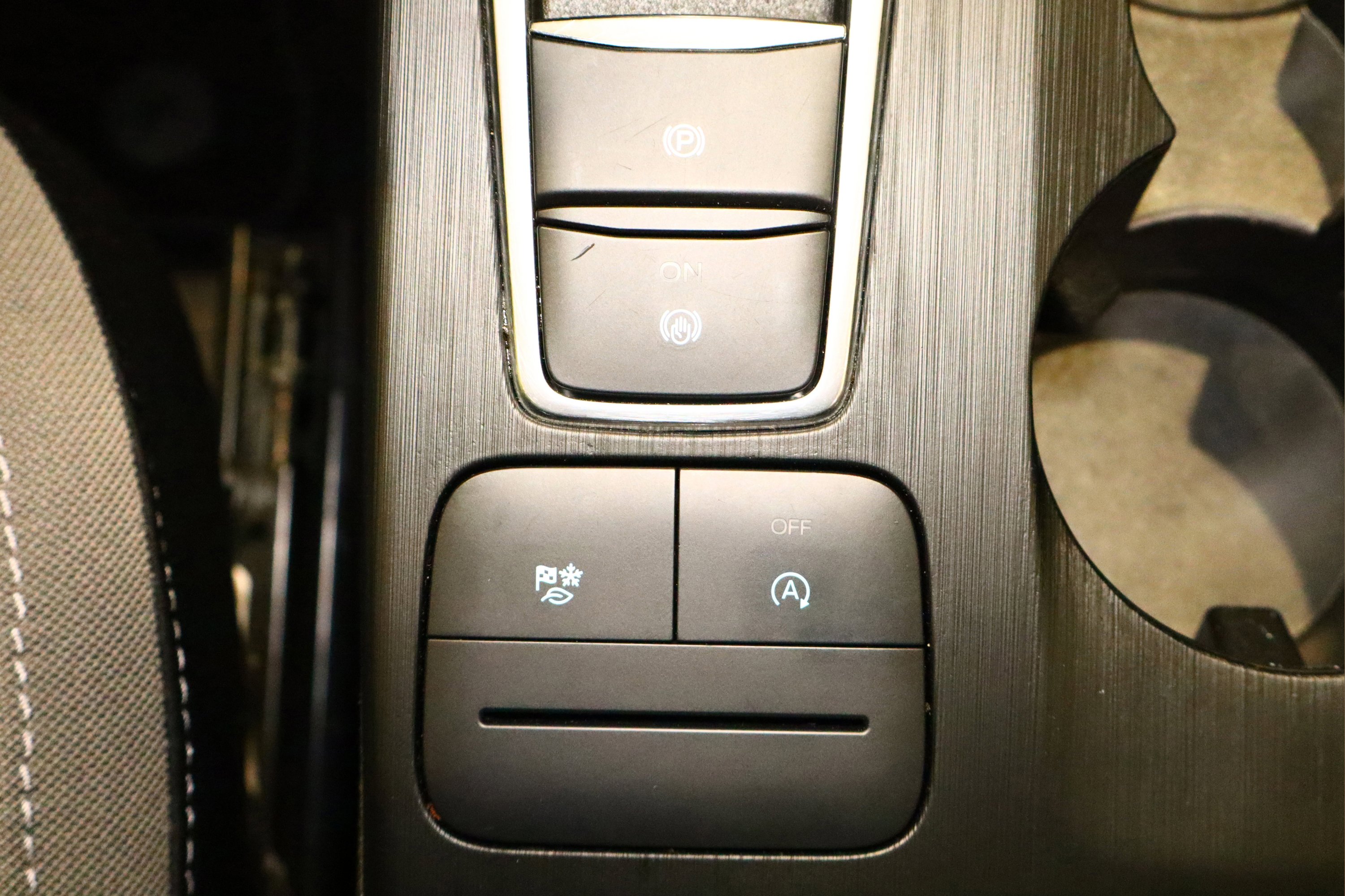 Used 2022 Ford Escape SE w/ Convenience Package image 27