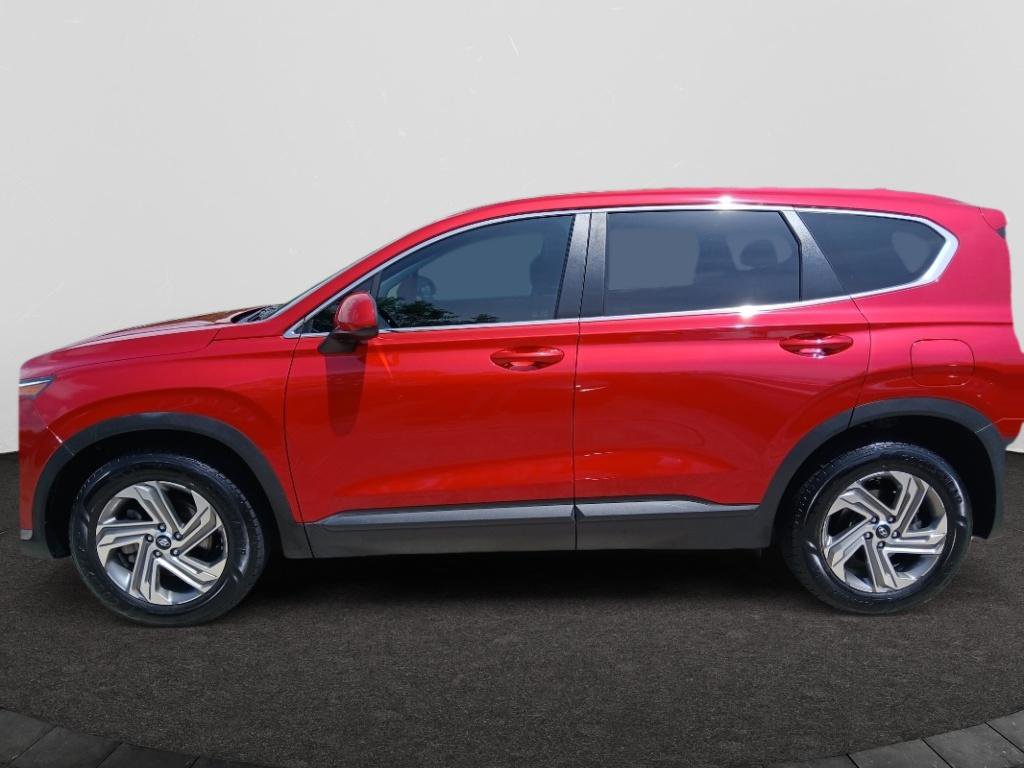 Used 2023 Hyundai Santa Fe SE FWD image 2