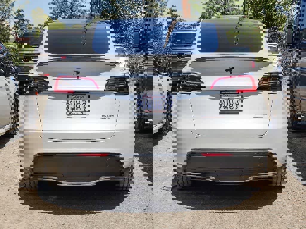 Used 2024 Tesla Model Y Performance AWD/4WD image 12