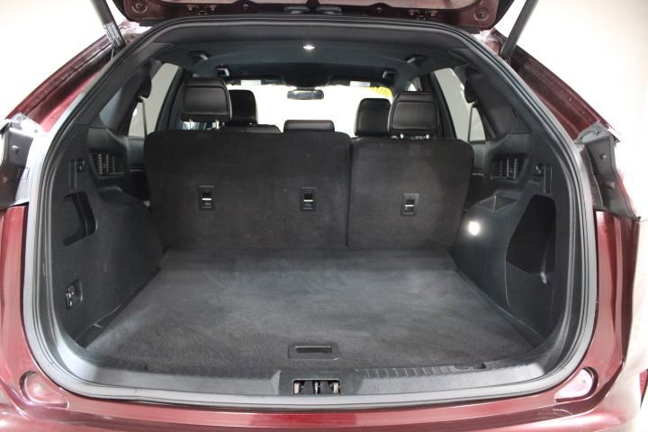 Used 2021 Ford Edge ST-Line image 13