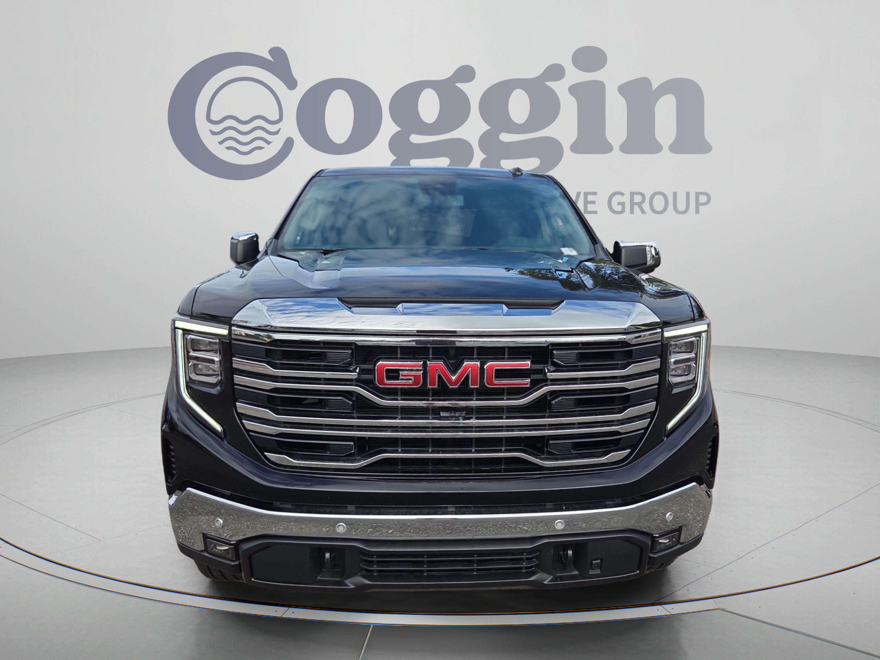 New 2026 GMC Sierra 1500 SLT w/ SLT Premium Plus Package AWD/4WD image 8