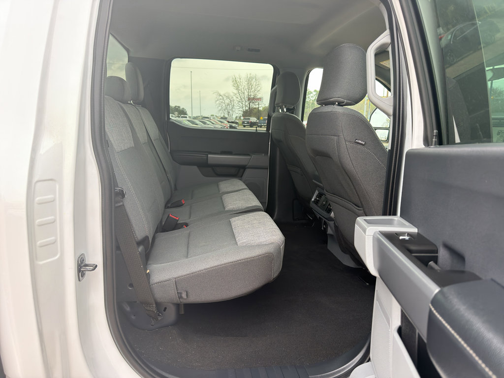 Used 2024 Ford F250 XLT w/ FX4 Off-Road Package image 31