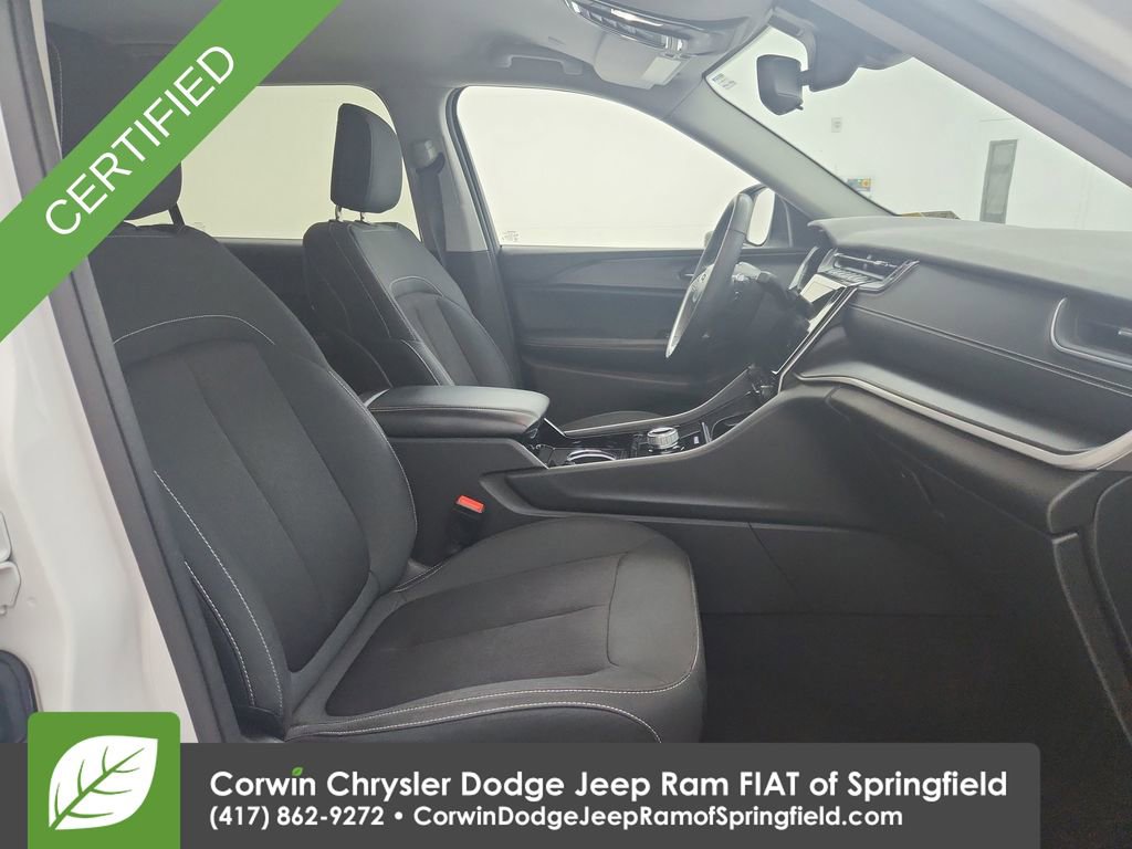 Used 2023 Jeep Grand Cherokee L Laredo w/ Luxury Tech Group I AWD/4WD image 33