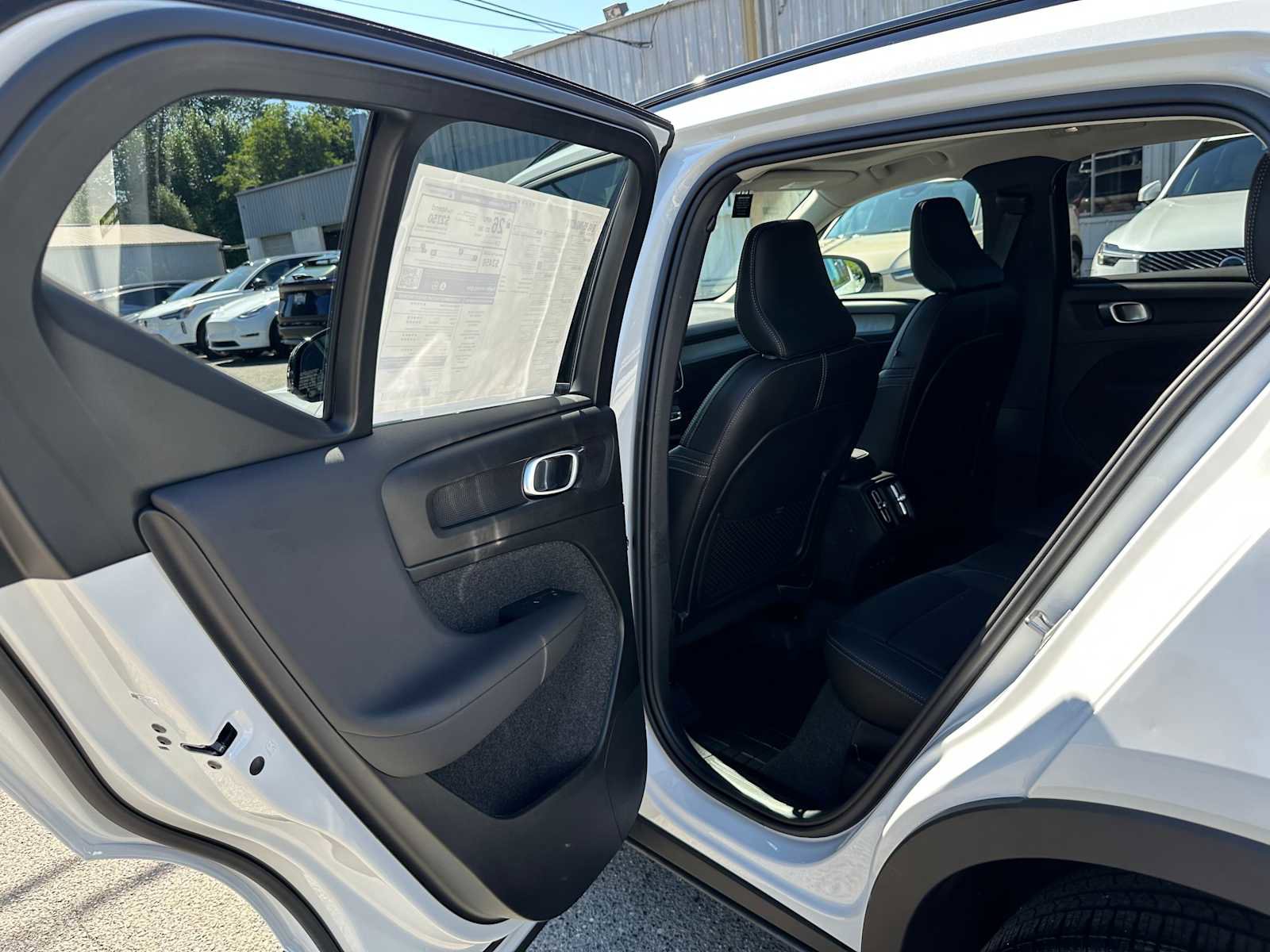 New 2025 Volvo XC40 B5 Ultra w/ Climate Package image 16