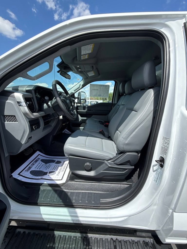 New 2026 Ford F350 XL w/ XL Chrome Package AWD/4WD image 17