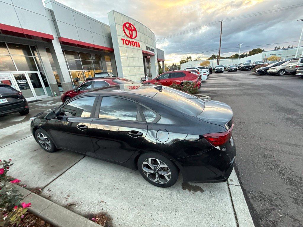 Used 2019 Kia Forte LXS FWD image 8