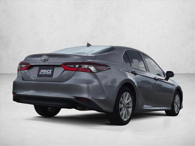 Used 2021 Toyota Camry LE FWD image 5