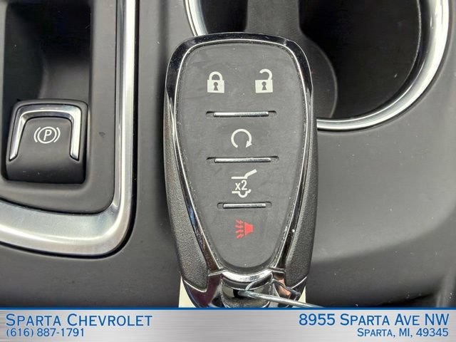 Used 2020 Chevrolet Equinox LT w/ Driver Convenience Package FWD image 25
