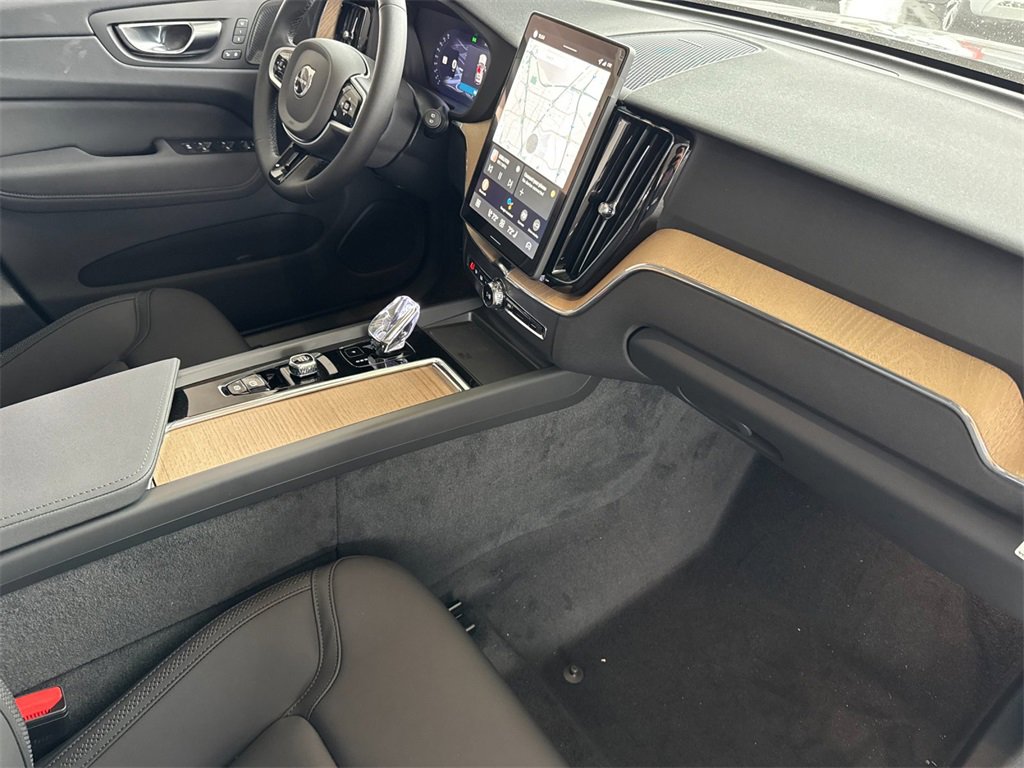 New 2026 Volvo XC60 T8 Plus image 15